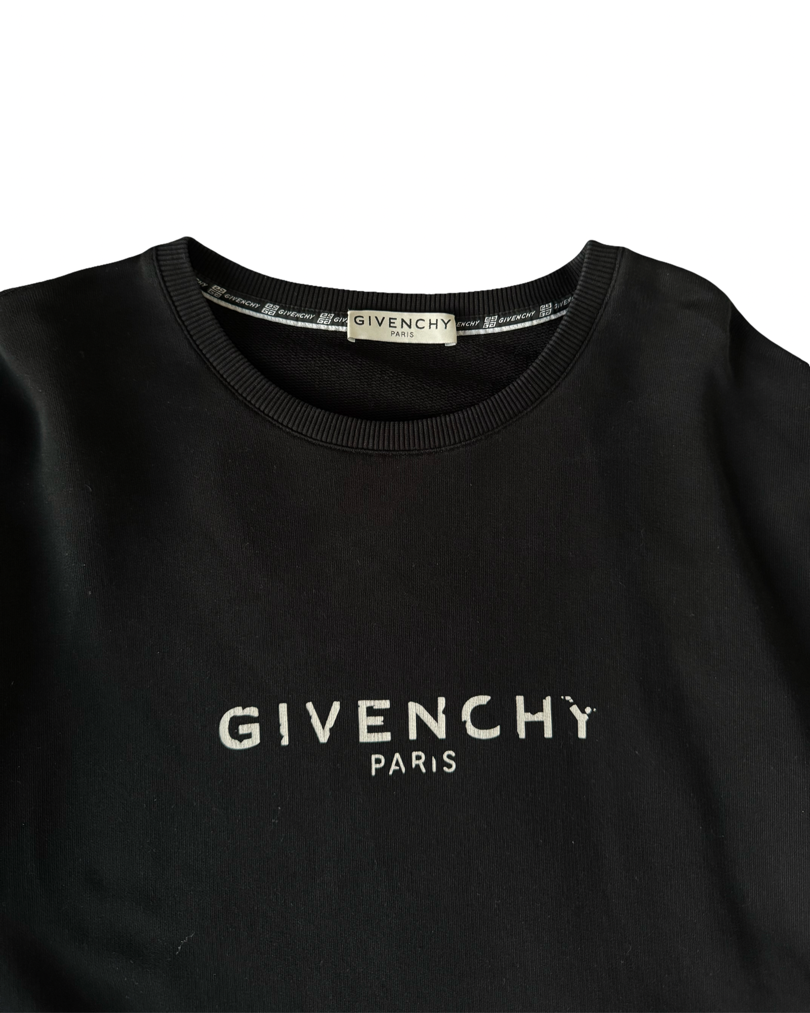 GIVENCHY COLLEGE